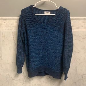 Lightly worn, beach vibes sweater.